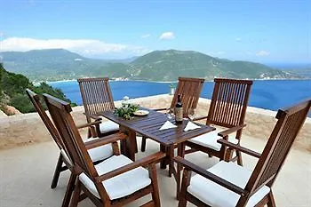 Urania Luxury Pondi